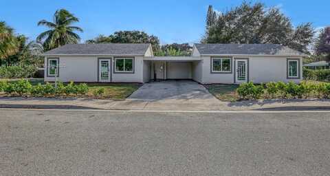 802 S M St, Lake Worth, FL 33460