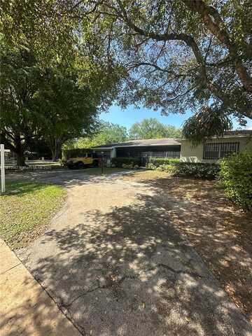 6415 SW 48th St, Miami, FL 33155