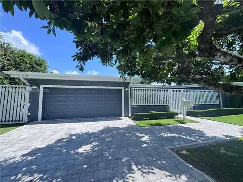 undefined, North Miami Beach, FL 33179