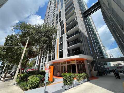 31 SE 6th St, Miami, FL 33131