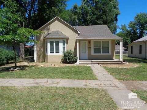 526 W 4th Street, Junction City, KS 66441