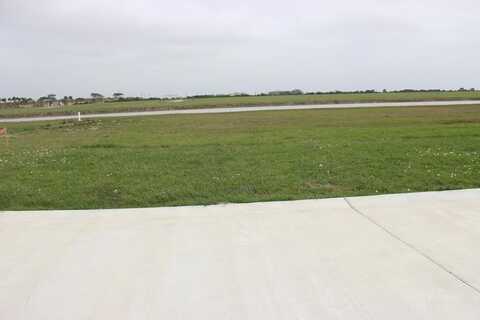 2920 Hammock Ct, Palacios, TX 77465