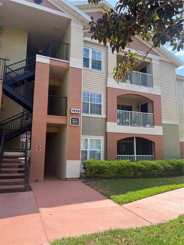 1939 SUMMER CLUB DR, OVIEDO, FL 32765