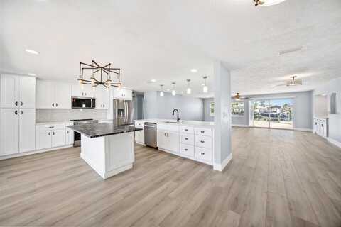 6410 3RD PALM POINT, ST PETE BEACH, FL 33706