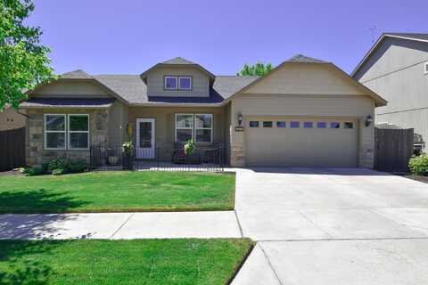 2344 NW Glen Oak Avenue, Redmond, OR 97756
