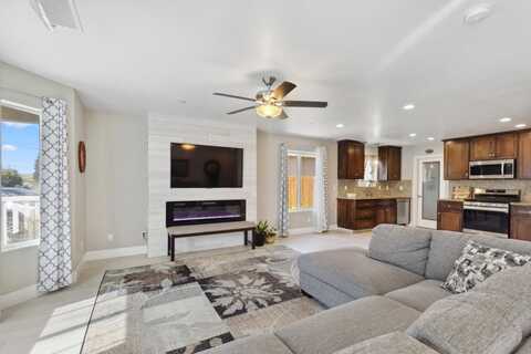 22356 Arnott DR, CHOWCHILLA, CA 93610
