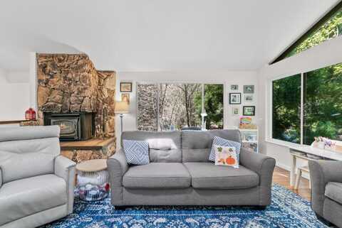 903 Redwood DR, APTOS, CA 95003