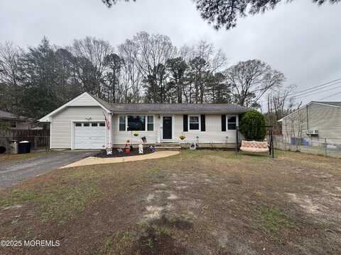 17 Cedar Drive, Lanoka Harbor, NJ 08734