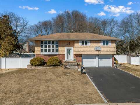 163 Albany Street, Deer Park, NY 11729