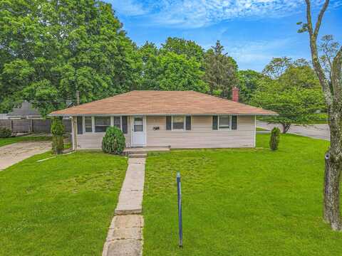 3 Radburn Lane, Port Jefferson Station, NY 11776