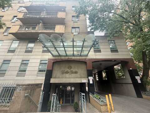 42-31 Colden Street, Flushing, NY 11355