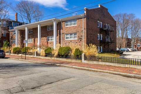 129 Pine Street, Portland, ME 04102