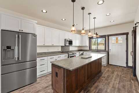 180 Shadow Mountain Trail, Kalispell, MT 59901