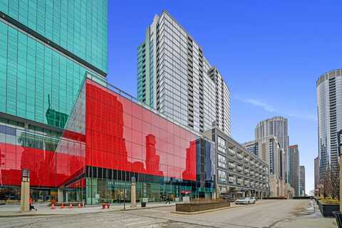 240 E ILLINOIS Street, Chicago, IL 60611
