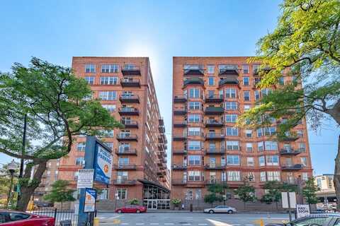 500 S Clinton Street, Chicago, IL 60607