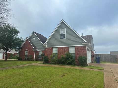 505 Lakewood Drive, Batesville, MS 38606