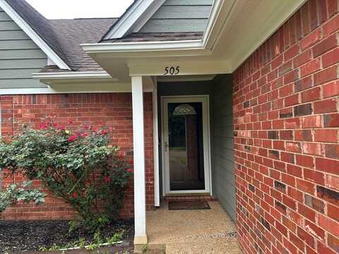 505 Lakewood Drive, Batesville, MS 38606