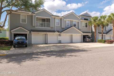 7060 DEER LODGE Circle, Jacksonville, FL 32256