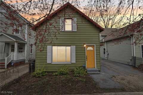 2481 Professor Avenue, Cleveland, OH 44113