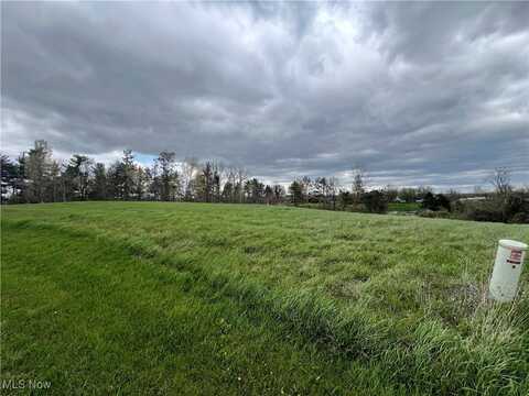 E Hawthorn Drive, Mcconnelsville, OH 43756