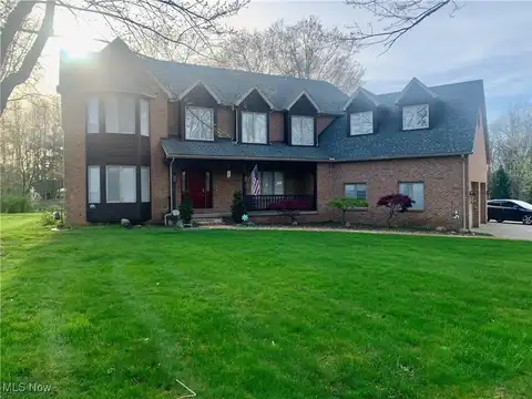 174 N Broad Street, Canfield, OH 44406