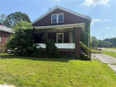 405 Drake Avenue, Youngstown, OH 44505