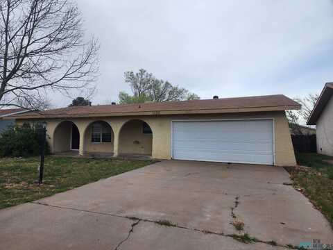 1820 Jonquil Park, Clovis, NM 88101