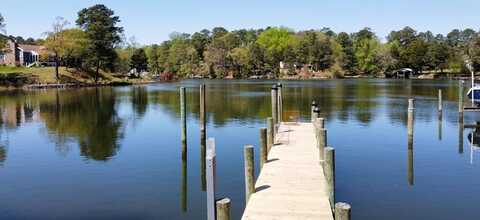 116 Leachwood Road, Lancaster, VA 22503