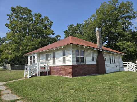 309 3rd Avenue NE, Miami, OK 74354