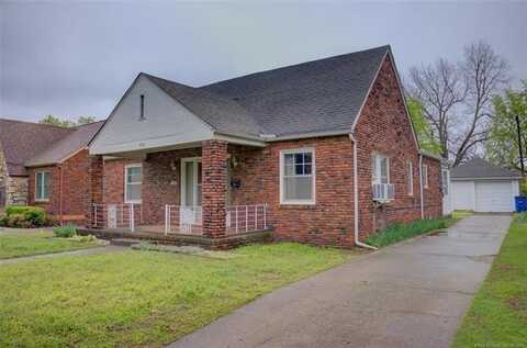 956 E 36th Place, Tulsa, OK 74105
