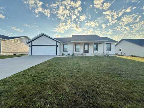 1514 Lincoln Pl SE, Orange City, IA 51041
