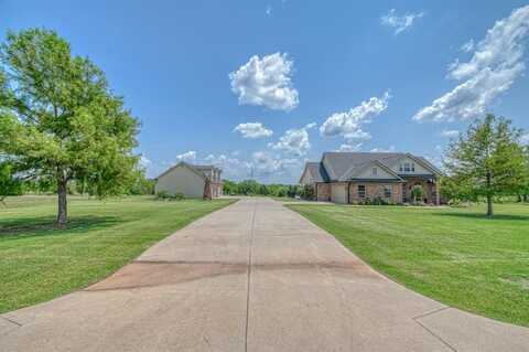 2101 Fox Croft Road, Norman, OK 73026