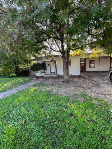 5137 Locke Avenue, Fort Worth, TX 76107