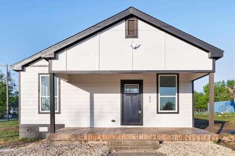503 N Hopkins Avenue, Emhouse, TX 75110