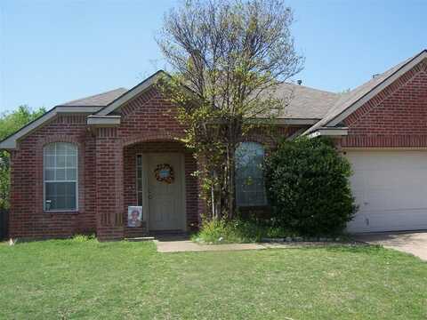 7010 Lake Jackson Drive, Arlington, TX 76002