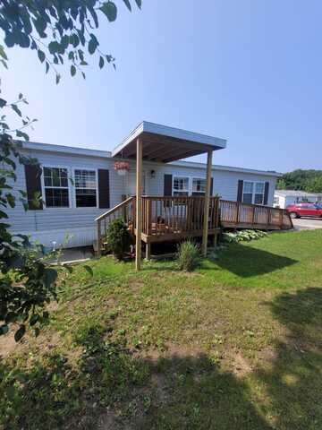 8000 Warren Woods Rd, Three Oaks, MI 49128