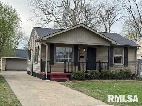 2517 S COLLEGE Street, Springfield, IL 62704
