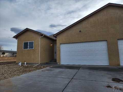 710-712 Hahns Peak Ave, Pueblo West, CO 81007