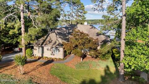 133 Shaw Drive, West End, NC 27376