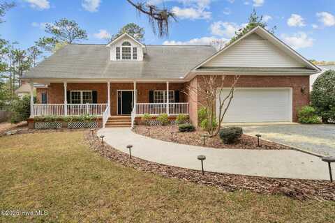 10 Lodge Pole Lane, Pinehurst, NC 28374