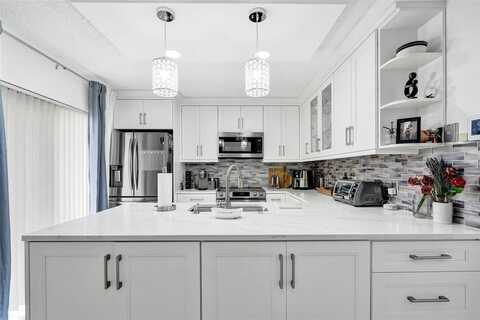 906 9th Way, West Palm Beach, FL 33407