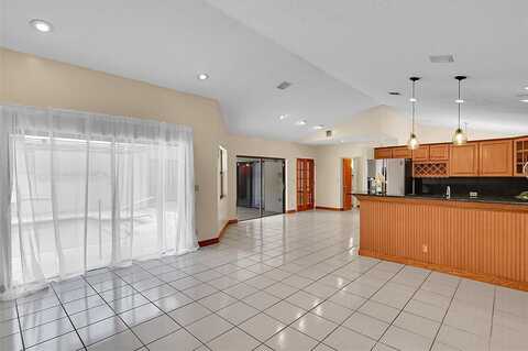 8899 NW 47th Dr, Coral Springs, FL 33067