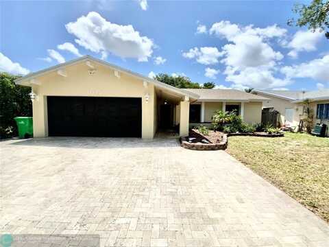 10742 NW 26th St, Sunrise, FL 33322