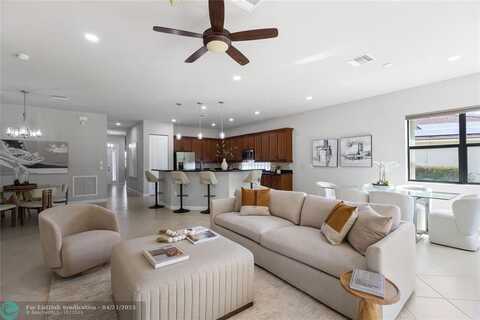 9428 Isles Cay Dr, Delray Beach, FL 33446