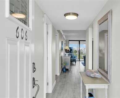 1631 Riverview Rd, Deerfield Beach, FL 33441