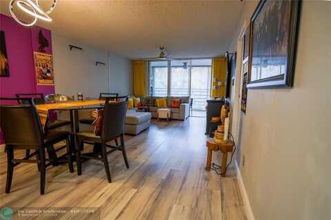 4898 NW 29th Ct, Lauderdale Lakes, FL 33313