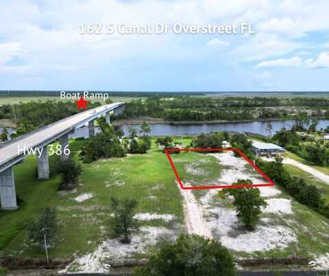162 S Canal Dr, Overstreet, FL 32456
