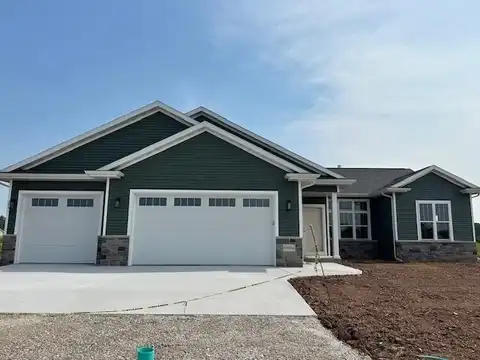N8034 OAKWOOD Drive, SHERWOOD, WI 54169