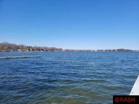 4112 Hillside Lane, Madison Lake, MN 56063