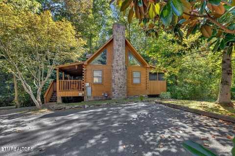 750 Kings Hills Boulevard, Pigeon Forge, TN 37863